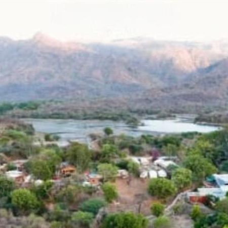 Shivika Lake Hotel Ranakpur Sādri Dış mekan fotoğraf